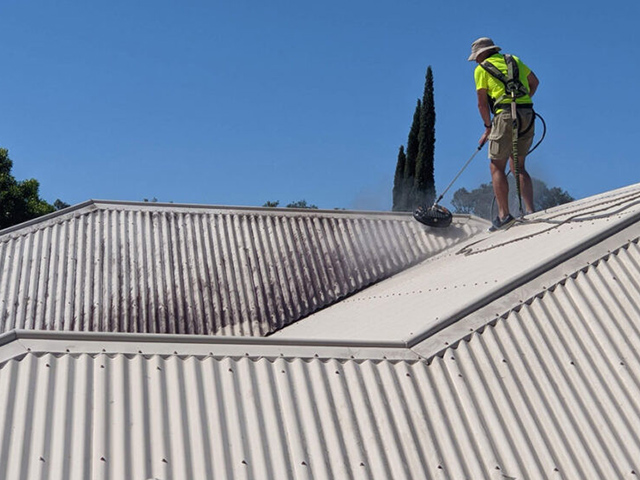 High-Pressure Cleaning